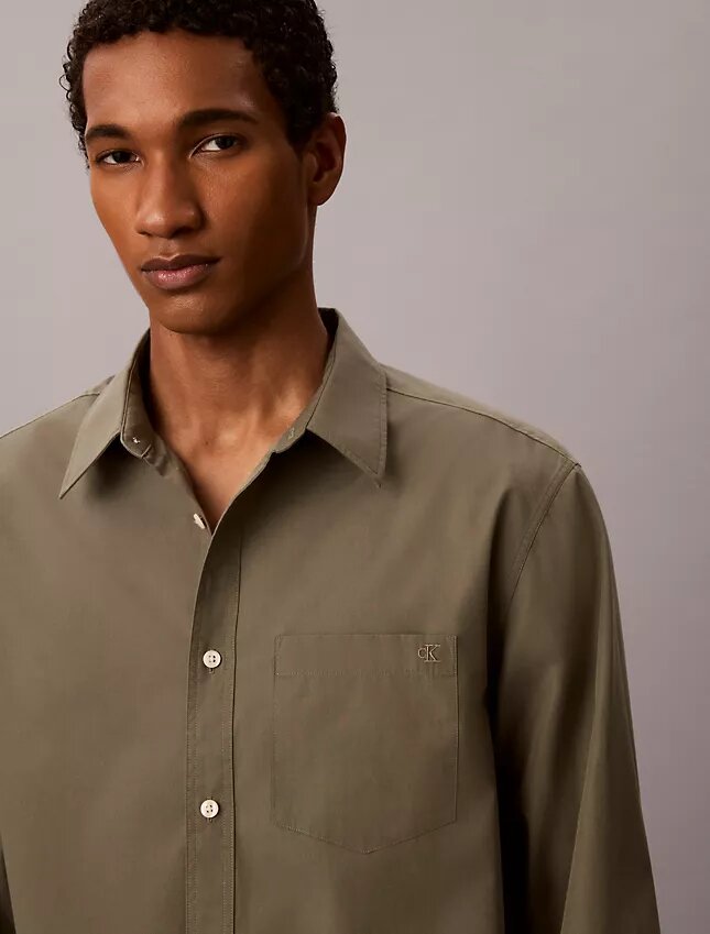 Chemise boutonnée ample en popeline lavée Chemise boutonnée ample en popeline lavée