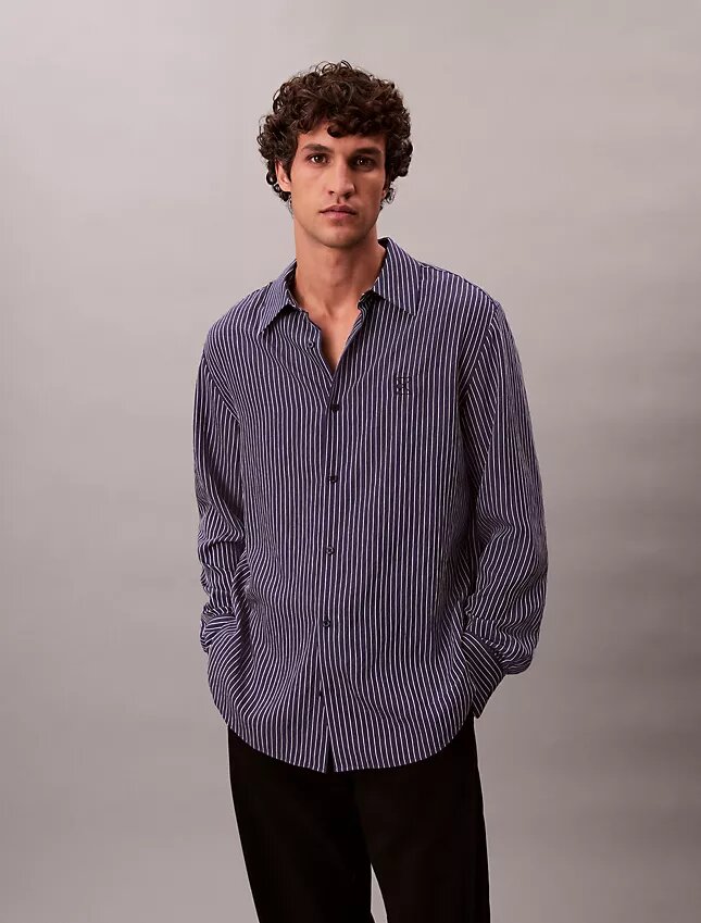 Chemise boutonnée décontractée en mélange de viscose à rayures Chemise boutonnée décontractée en mélange de viscose à rayures