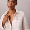 Chemise boutonnée en broderie anglaise Chemise boutonnée en broderie anglaise