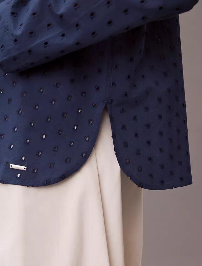 Chemise boutonnée en broderie anglaise Chemise boutonnée en broderie anglaise
