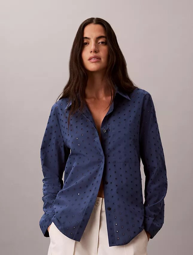 Chemise boutonnée en broderie anglaise Chemise boutonnée en broderie anglaise