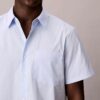 Chemise boutonnée en coton Stretch à fines rayures Chemise boutonnée en coton Stretch à fines rayures