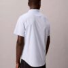 Chemise boutonnée en coton Stretch à fines rayures Chemise boutonnée en coton Stretch à fines rayures