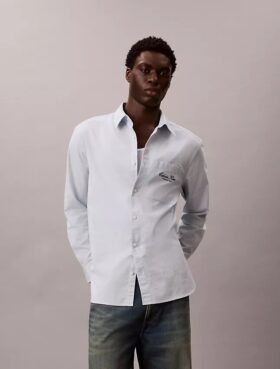 Chemise boutonnée en oxford délavé avec logo