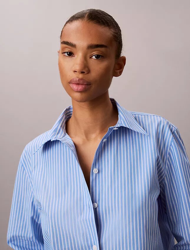 Chemise boutonnée en popeline de coton à rayures et logo Chemise boutonnée en popeline de coton à rayures et logo