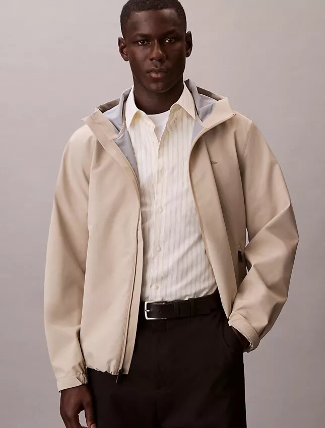 Chemise boutonnée à manches courtes en Cotton Stretch à rayures Chemise boutonnée à manches courtes en Cotton Stretch à rayures