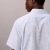 Chemise boutonnée à manches courtes en Cotton Stretch à rayures Chemise boutonnée à manches courtes en Cotton Stretch à rayures