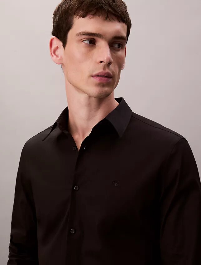 Chemise boutonnée slim en popeline de coton Cotton Stretch Chemise boutonnée slim en popeline de coton Cotton Stretch