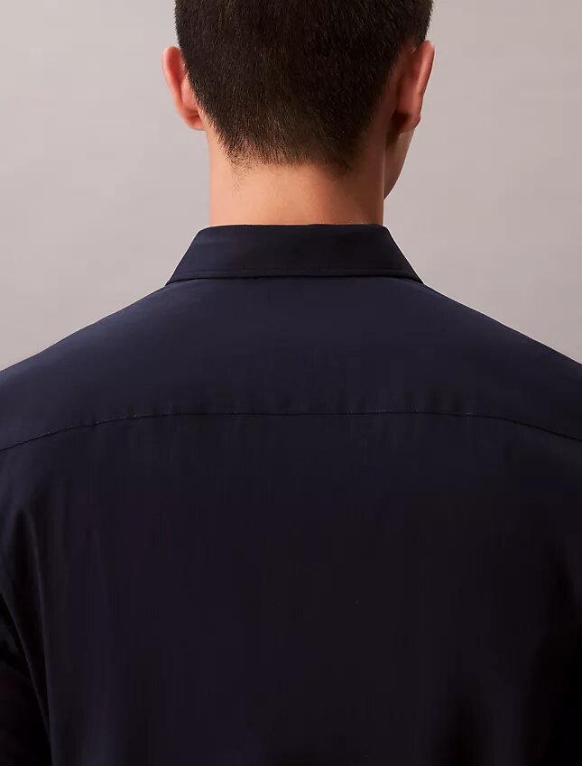 Chemise boutonnée slim en popeline de coton Cotton Stretch Chemise boutonnée slim en popeline de coton Cotton Stretch
