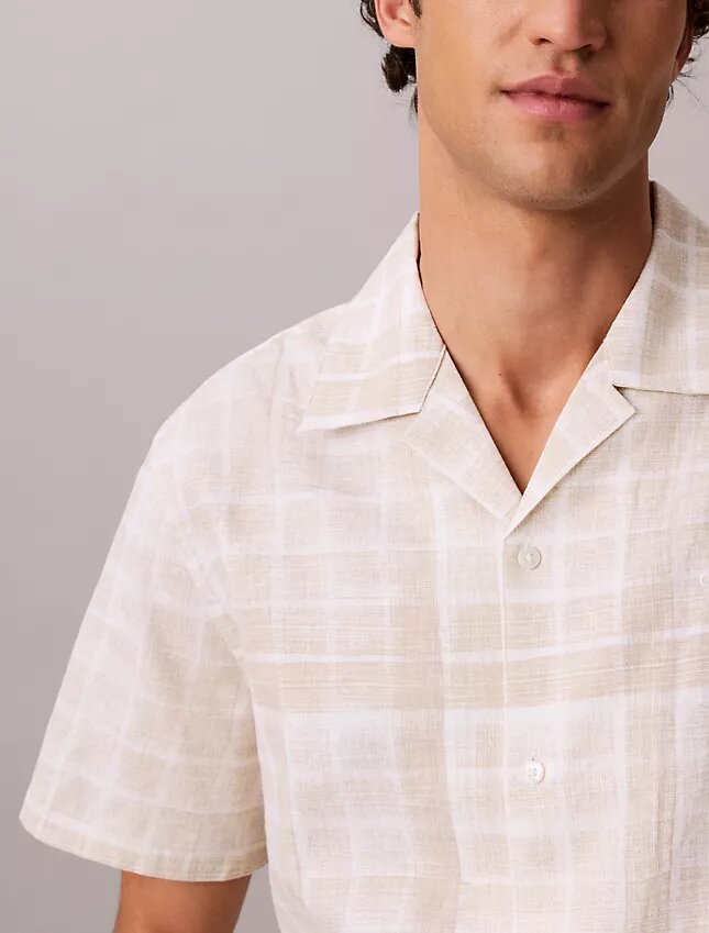 Chemise à carreaux en lin mélangé, coupe décontractée et boutonnée Chemise à carreaux en lin mélangé, coupe décontractée et boutonnée