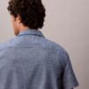 Chemise classique boutonnée en chambray Chemise classique boutonnée en chambray