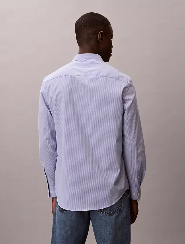Chemise classique boutonnée en Cotton Stretch à rayures Chemise classique boutonnée en Cotton Stretch à rayures