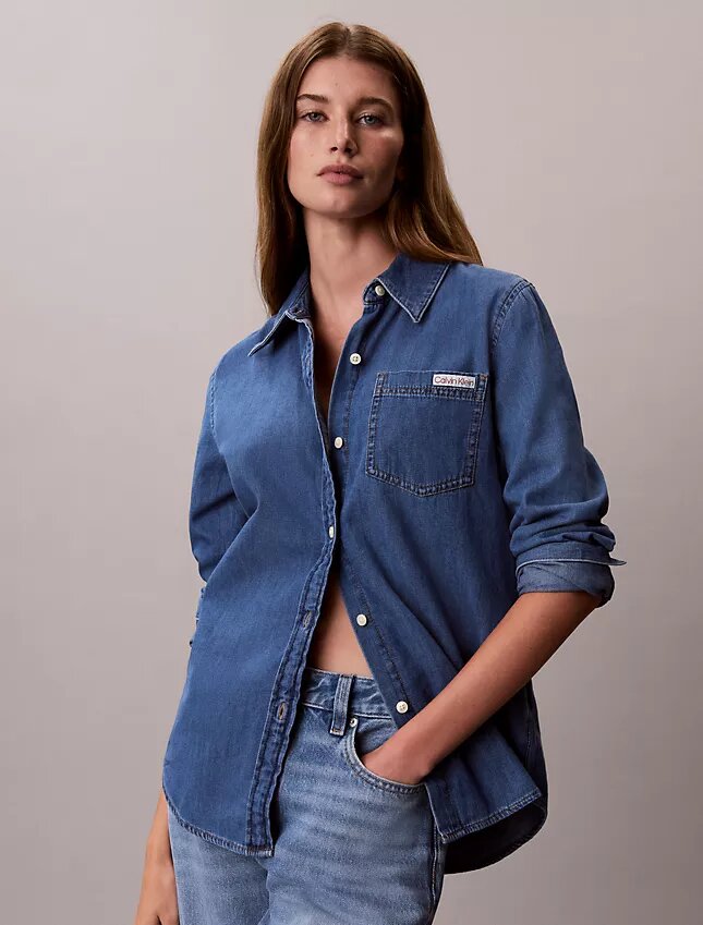 Chemise classique boutonnée en Denim Chemise classique boutonnée en Denim
