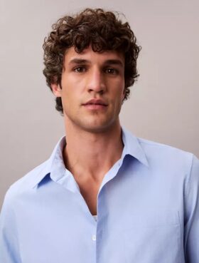 Chemise classique boutonnée en popeline lavée
