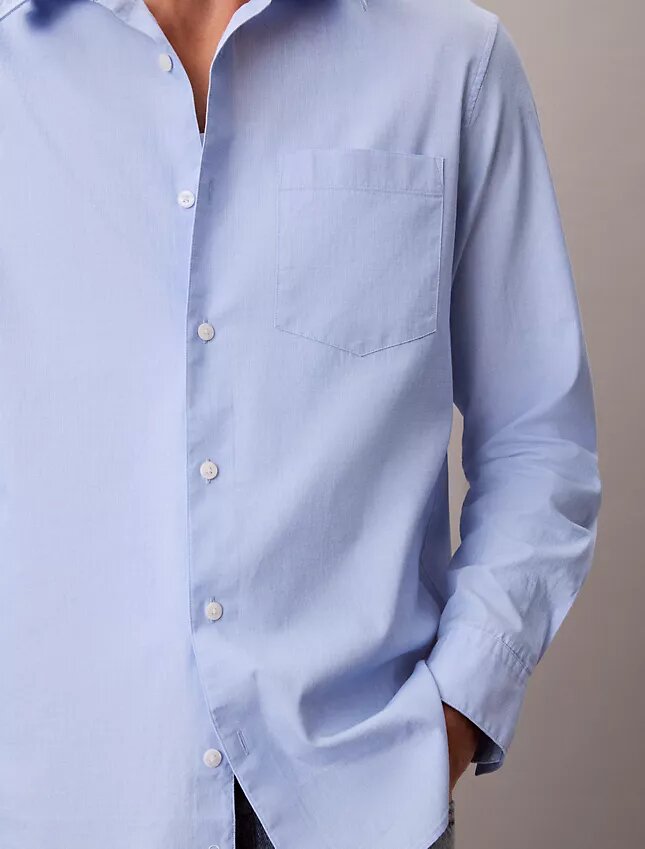 Chemise classique boutonnée en popeline lavée Chemise classique boutonnée en popeline lavée