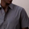 Chemise classique boutonnée en seersucker Chemise classique boutonnée en seersucker