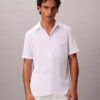 Chemise classique boutonnée en seersucker uni Chemise classique boutonnée en seersucker uni