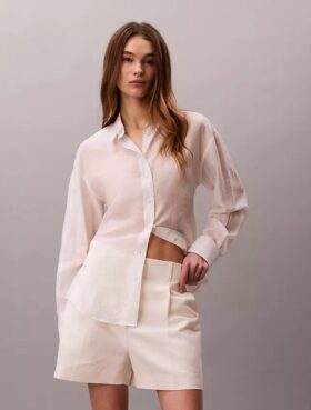 Chemise classique boutonnée en voile