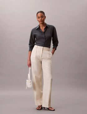 Chemise classique boutonnée en voile
