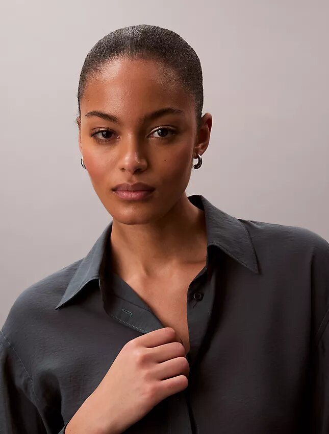 Chemise classique boutonnée en voile Chemise classique boutonnée en voile