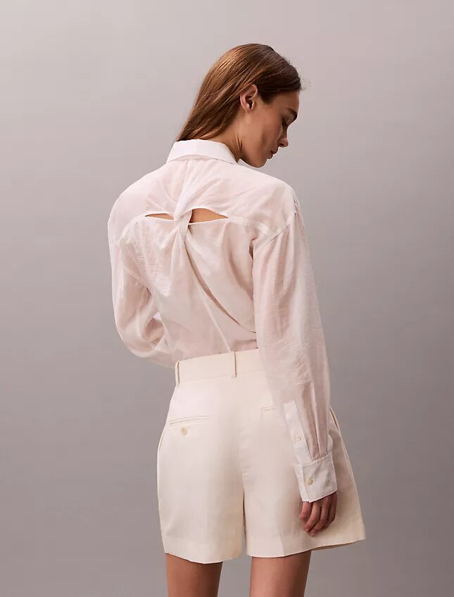Chemise classique boutonnée en voile Chemise classique boutonnée en voile