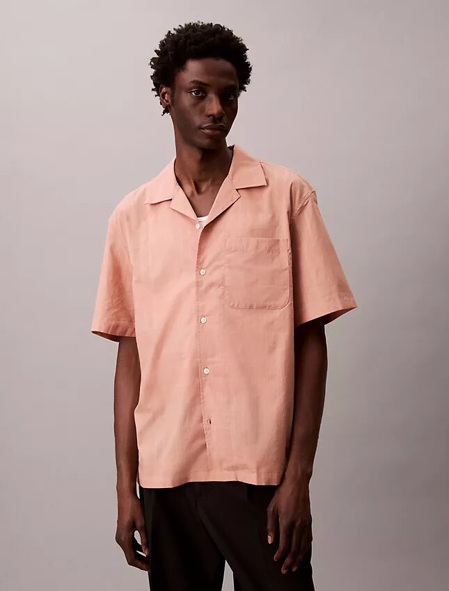 Chemise classique boutonnée à rayures Chemise classique boutonnée à rayures
