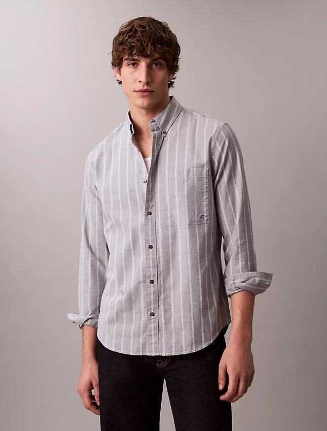 Chemise classique à boutons en oxford rayé Chemise classique à boutons en oxford rayé