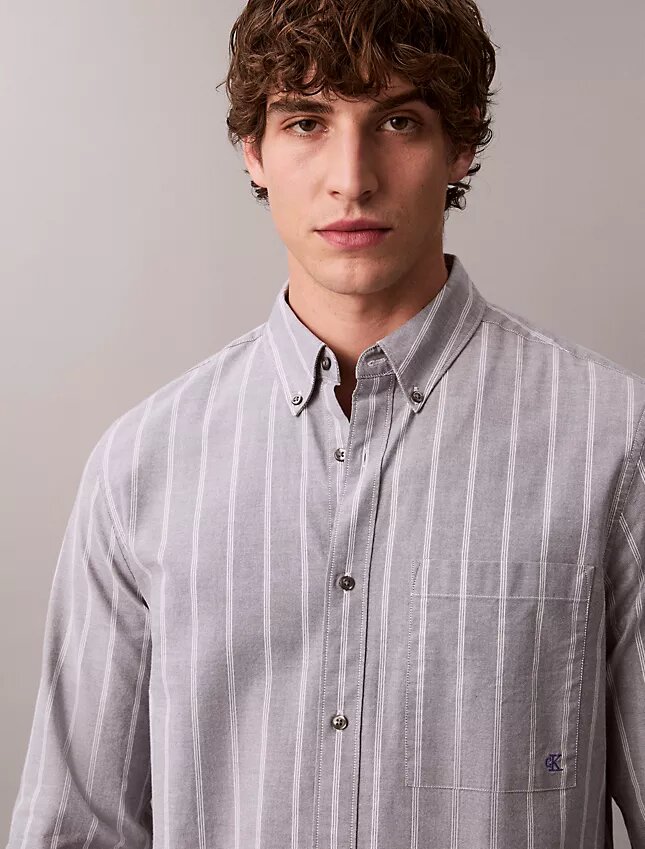 Chemise classique à boutons en oxford rayé Chemise classique à boutons en oxford rayé
