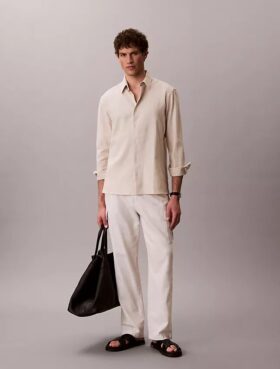 Chemise classique en lin et coton à col boutonné