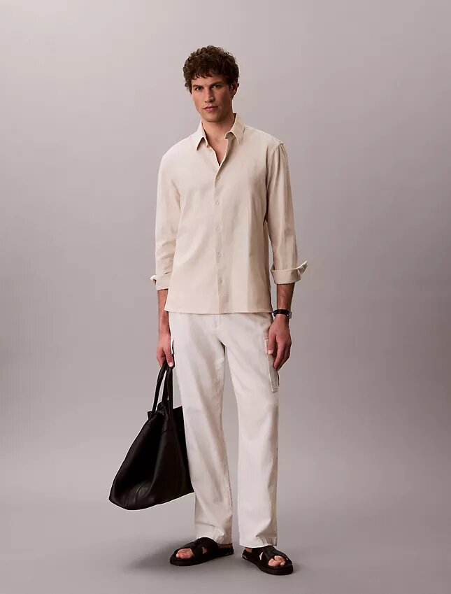 Chemise classique en lin et coton à col boutonné Chemise classique en lin et coton à col boutonné