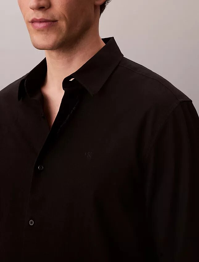 Chemise classique en lin et coton à col boutonné Chemise classique en lin et coton à col boutonné
