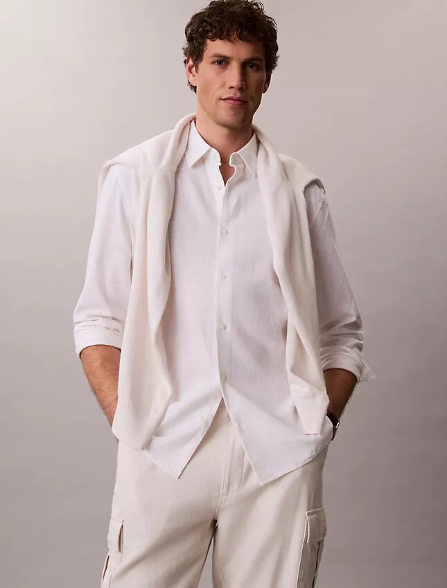 Chemise classique en lin et coton à col boutonné Chemise classique en lin et coton à col boutonné