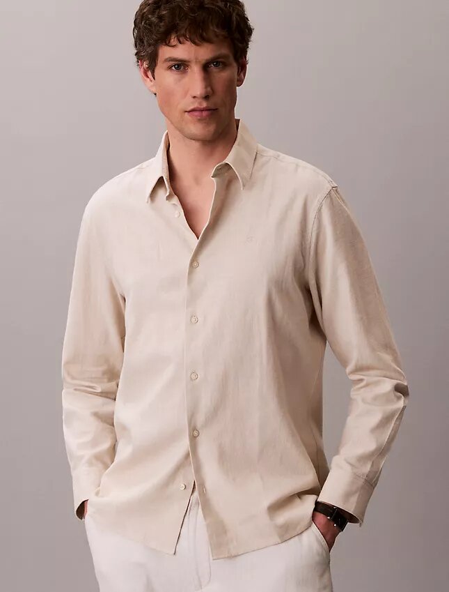 Chemise classique en lin et coton à col boutonné Chemise classique en lin et coton à col boutonné