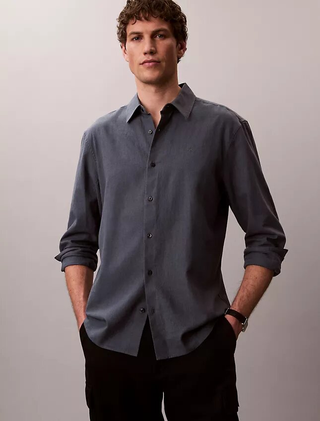 Chemise classique en lin et coton à col boutonné Chemise classique en lin et coton à col boutonné