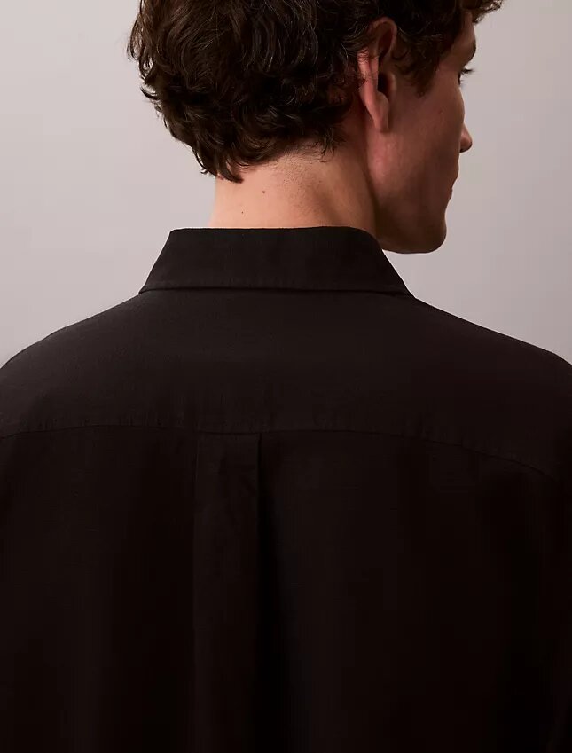 Chemise classique en lin et coton à col boutonné Chemise classique en lin et coton à col boutonné