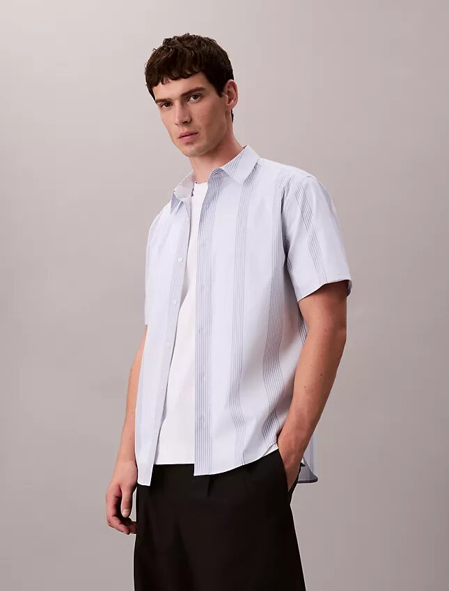 Chemise classique stretch à rayures teintes dans la masse Chemise classique stretch à rayures teintes dans la masse