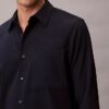 Chemise classique unie en seersucker Chemise classique unie en seersucker