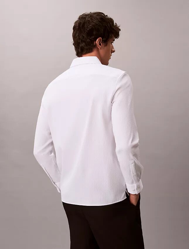 Chemise classique unie en seersucker Chemise classique unie en seersucker