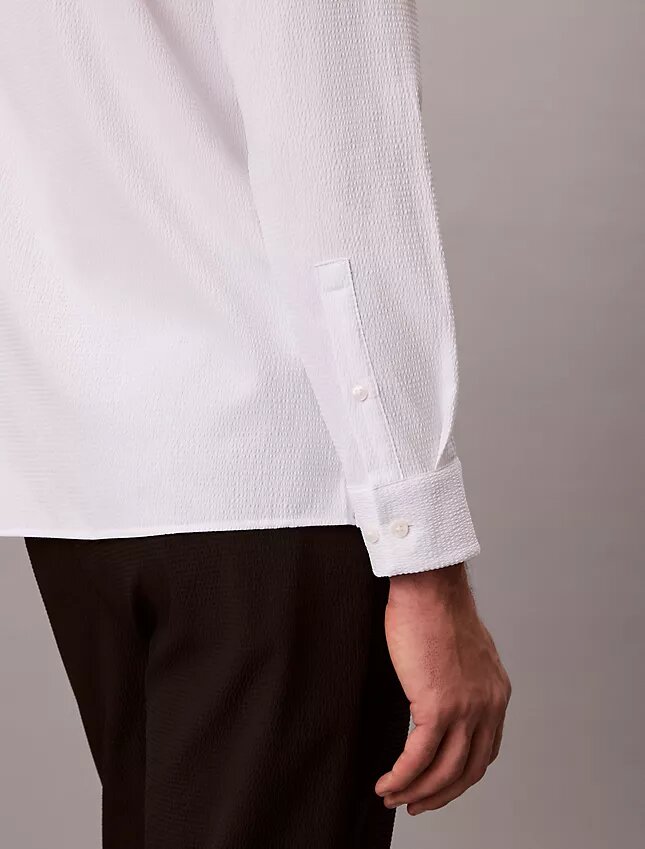 Chemise classique unie en seersucker Chemise classique unie en seersucker