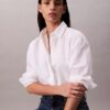 Chemise courte ajustée à boutons Chemise courte ajustée à boutons