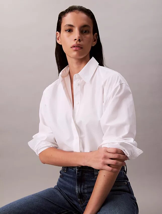 Chemise courte ajustée à boutons Chemise courte ajustée à boutons