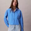 Chemise courte ajustée en popeline de coton Chemise courte ajustée en popeline de coton