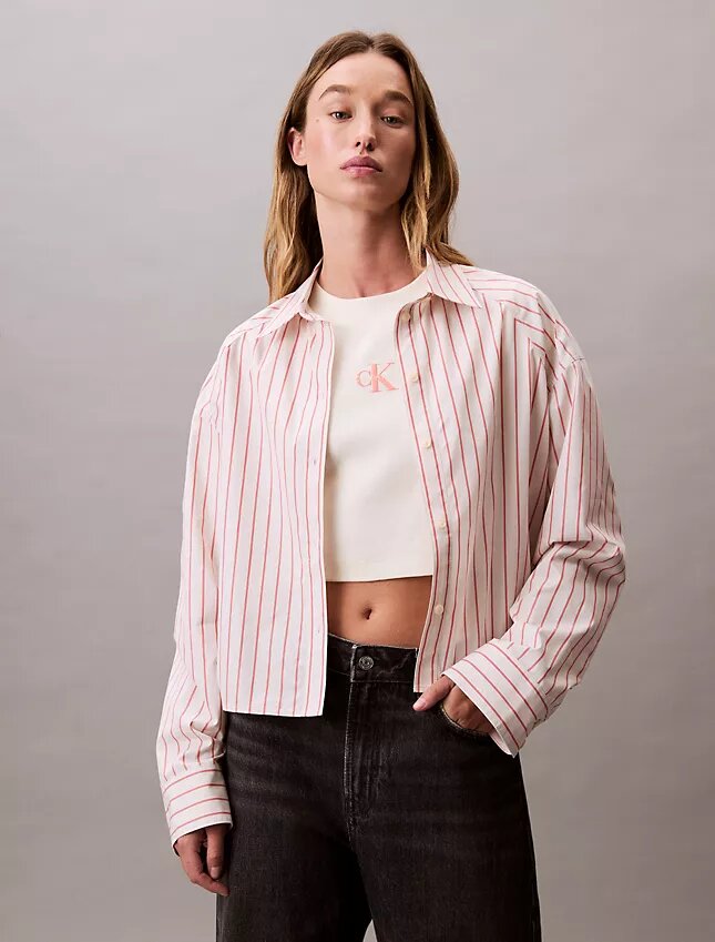 Chemise courte à boutons, coupe carrée et rayures Chemise courte à boutons, coupe carrée et rayures