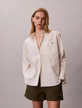 Chemise décontractée boutonnée en popeline de coton rayée
