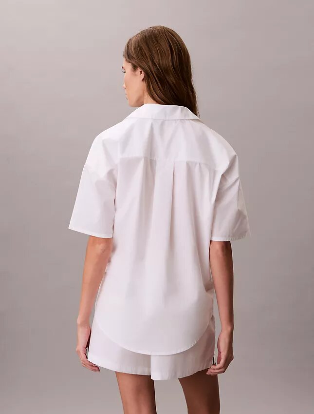 Chemise de nuit ample à manches courtes en popeline de coton Chemise de nuit ample à manches courtes en popeline de coton