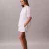 Chemise de nuit ample à manches courtes en popeline de coton Chemise de nuit ample à manches courtes en popeline de coton
