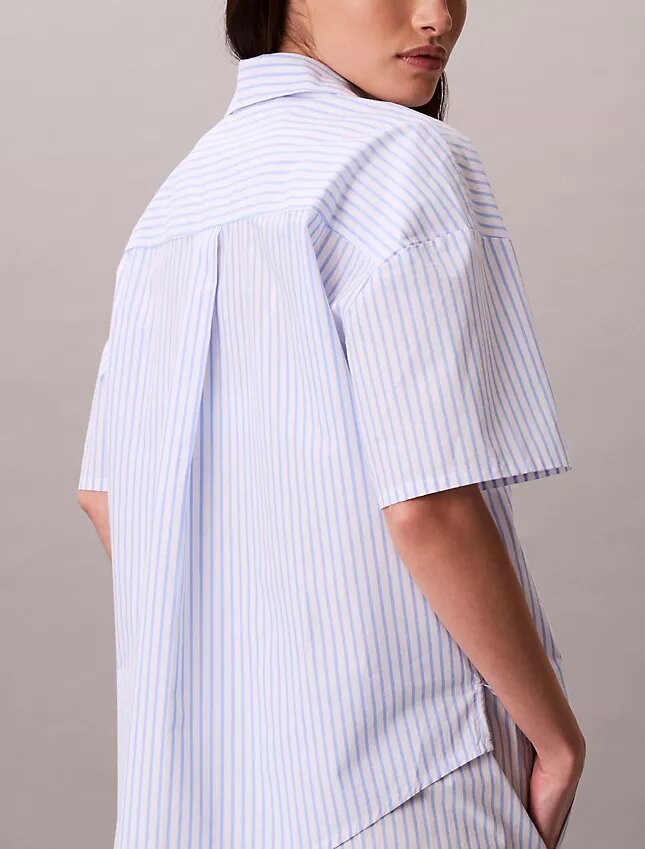 Chemise de nuit ample à manches courtes en popeline de coton Chemise de nuit ample à manches courtes en popeline de coton