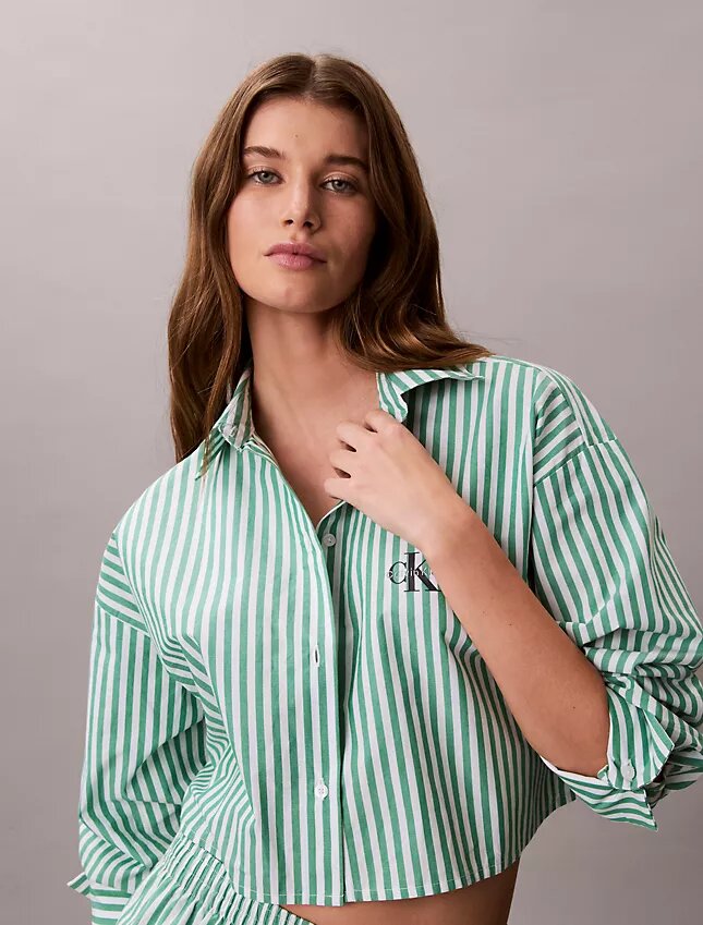 Chemise de nuit courte en popeline de coton Chemise de nuit courte en popeline de coton