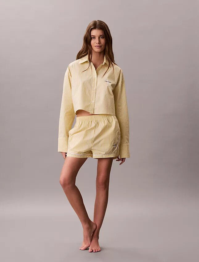 Chemise de nuit courte en popeline de coton Chemise de nuit courte en popeline de coton