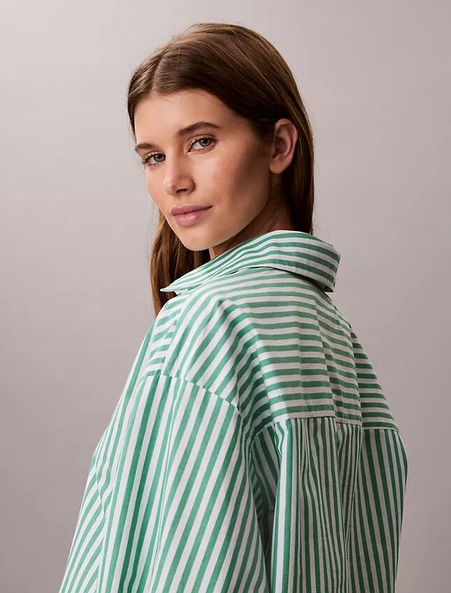 Chemise de nuit courte en popeline de coton Chemise de nuit courte en popeline de coton